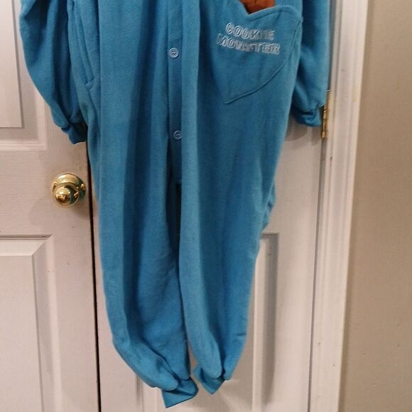 Cookie Monster oversized full button front hooded onsie pajamas costume Sz S EUC - Picture 2 of 8